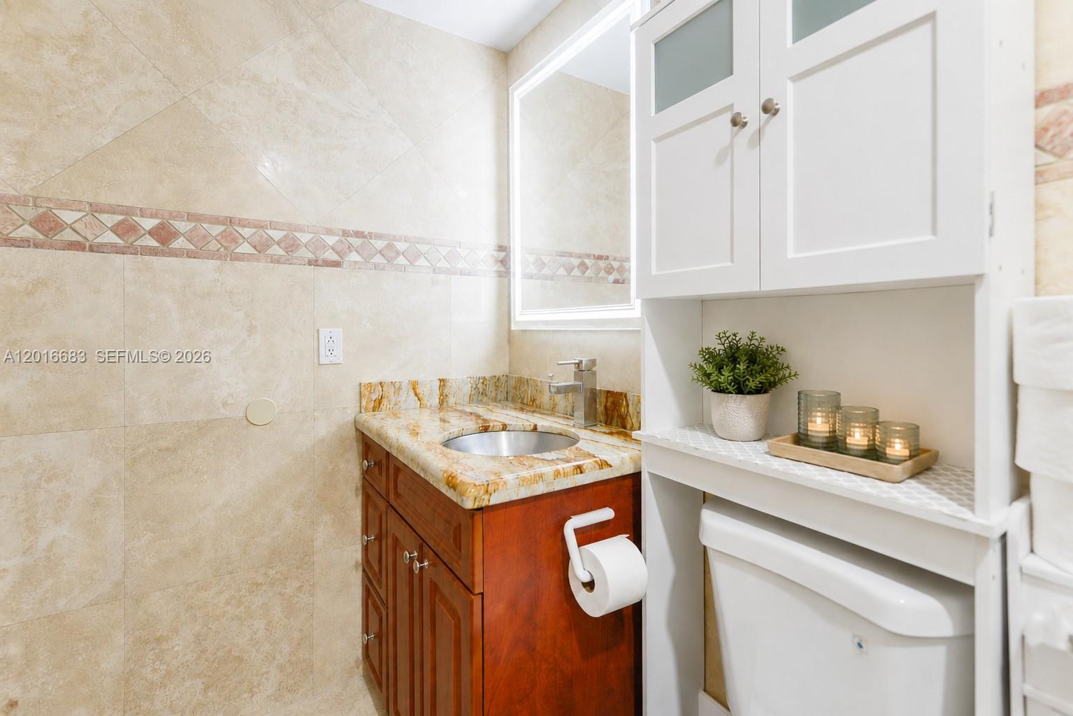 19201 Collins Avenue 609 Property Photo 12