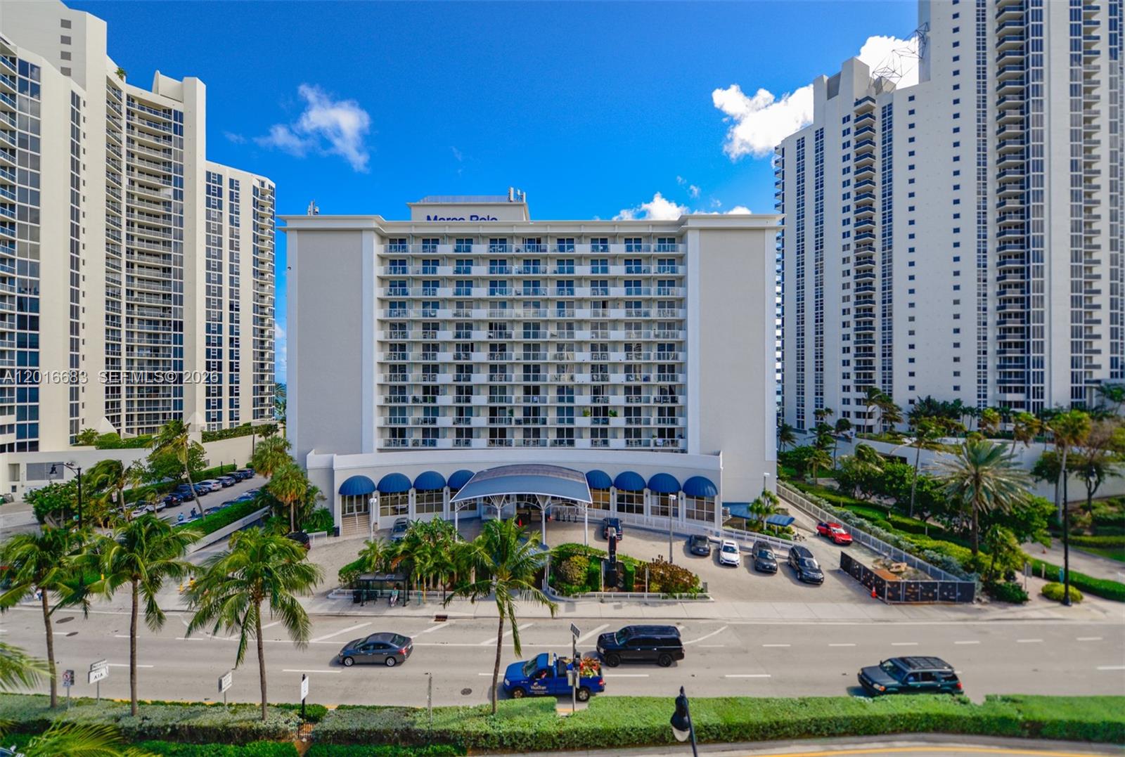 19201 Collins Avenue 609 Property Photo 25