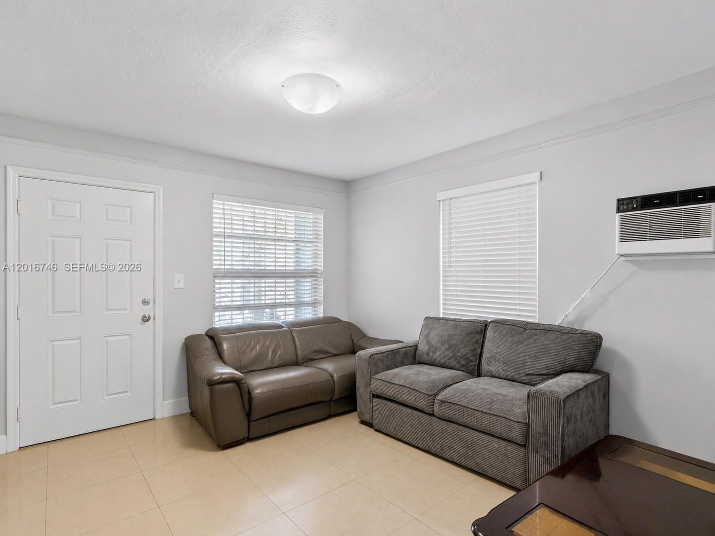 1111 Nw 77th Street Property Photo 2