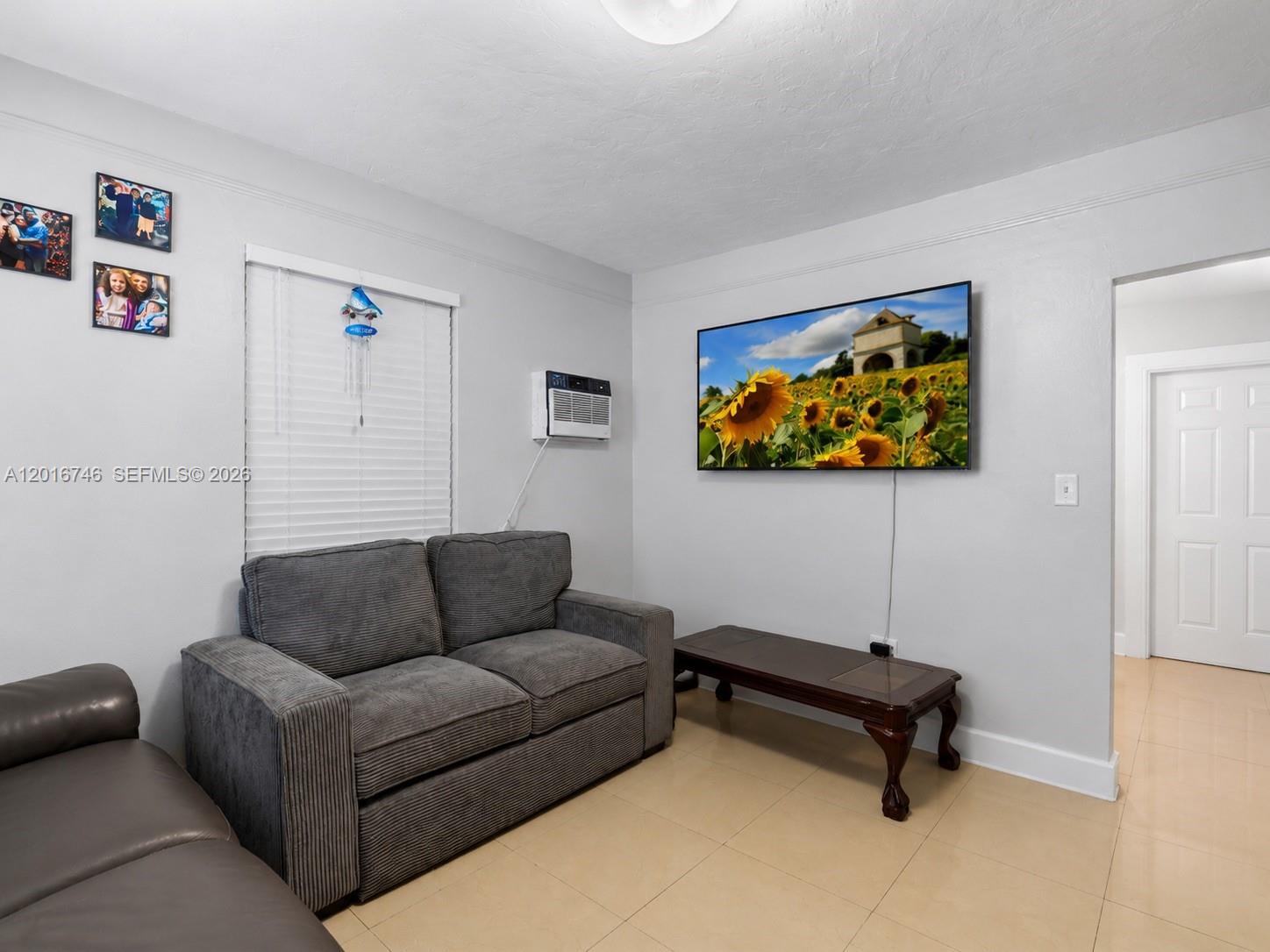 1111 Nw 77th Street Property Photo 3