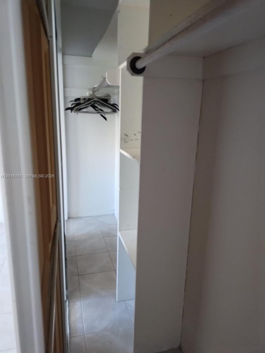201 Ne 14th Avenue 10c Property Photo 17