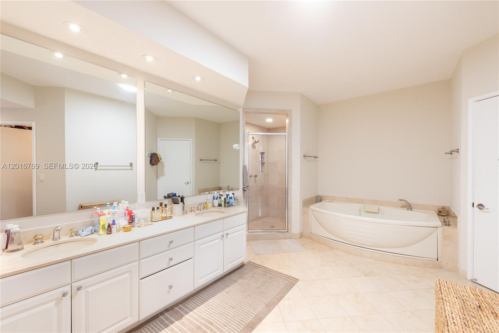 737 Crandon Boulevard 402 Property Photo 13