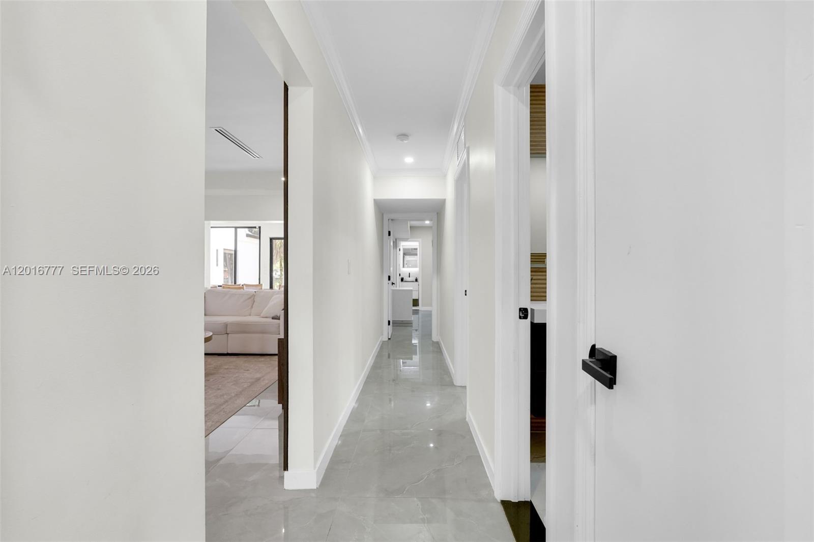 3411 Thomas Street Property Photo 25
