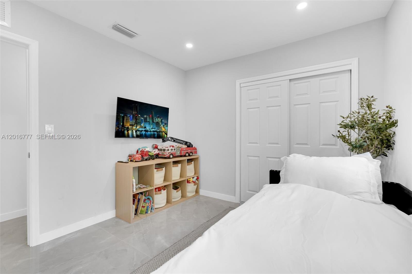 3411 Thomas Street Property Photo 28
