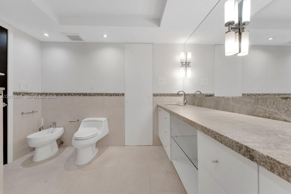 3600 Yacht Club Drive 1801 Property Photo 26