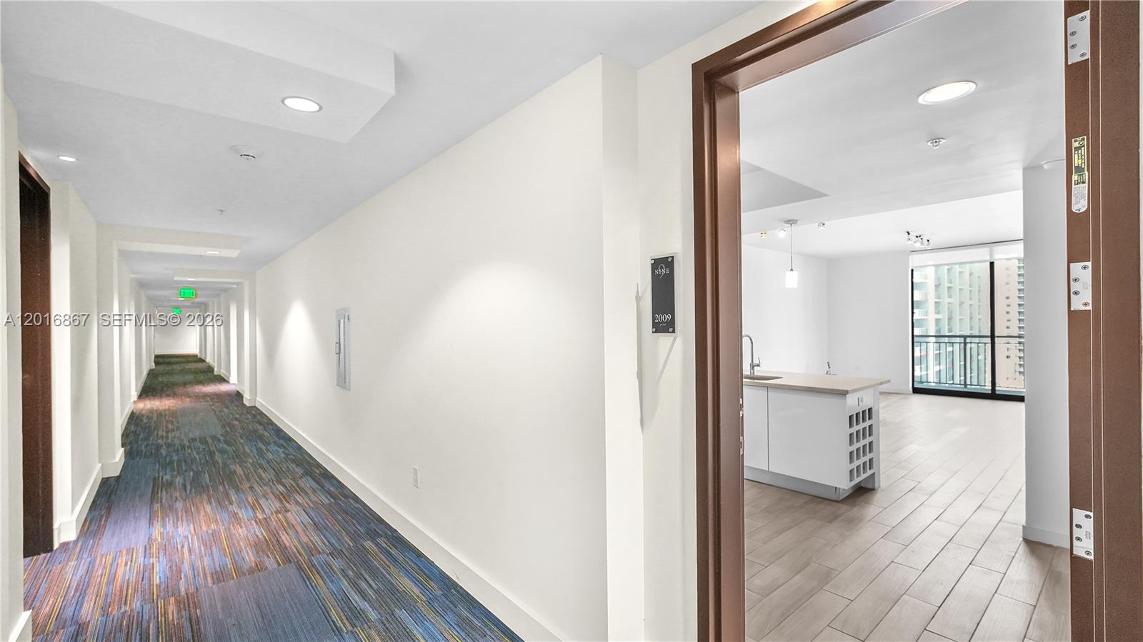 999 Sw 1st Avenue 2009 Property Photo 24