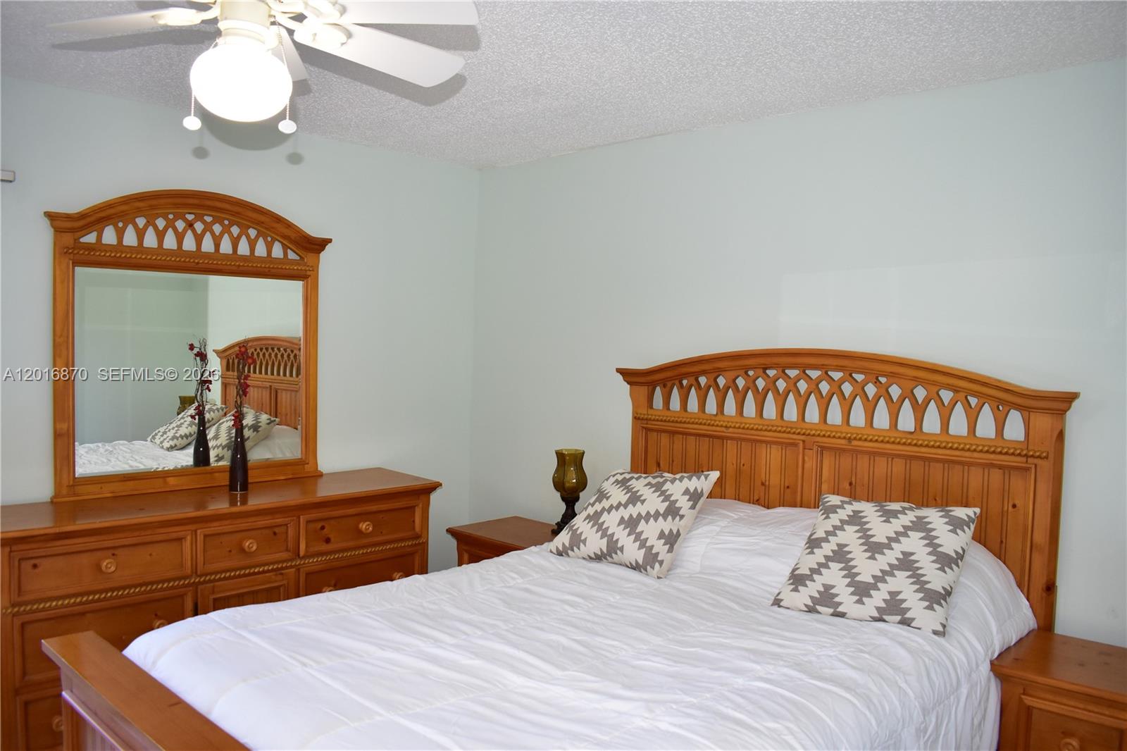 8851 Sunrise Lakes Boulevard 207 Property Photo 12