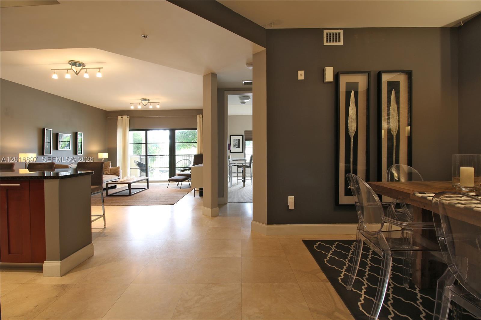 2501 N Ocean Boulevard 352 Property Photo 4