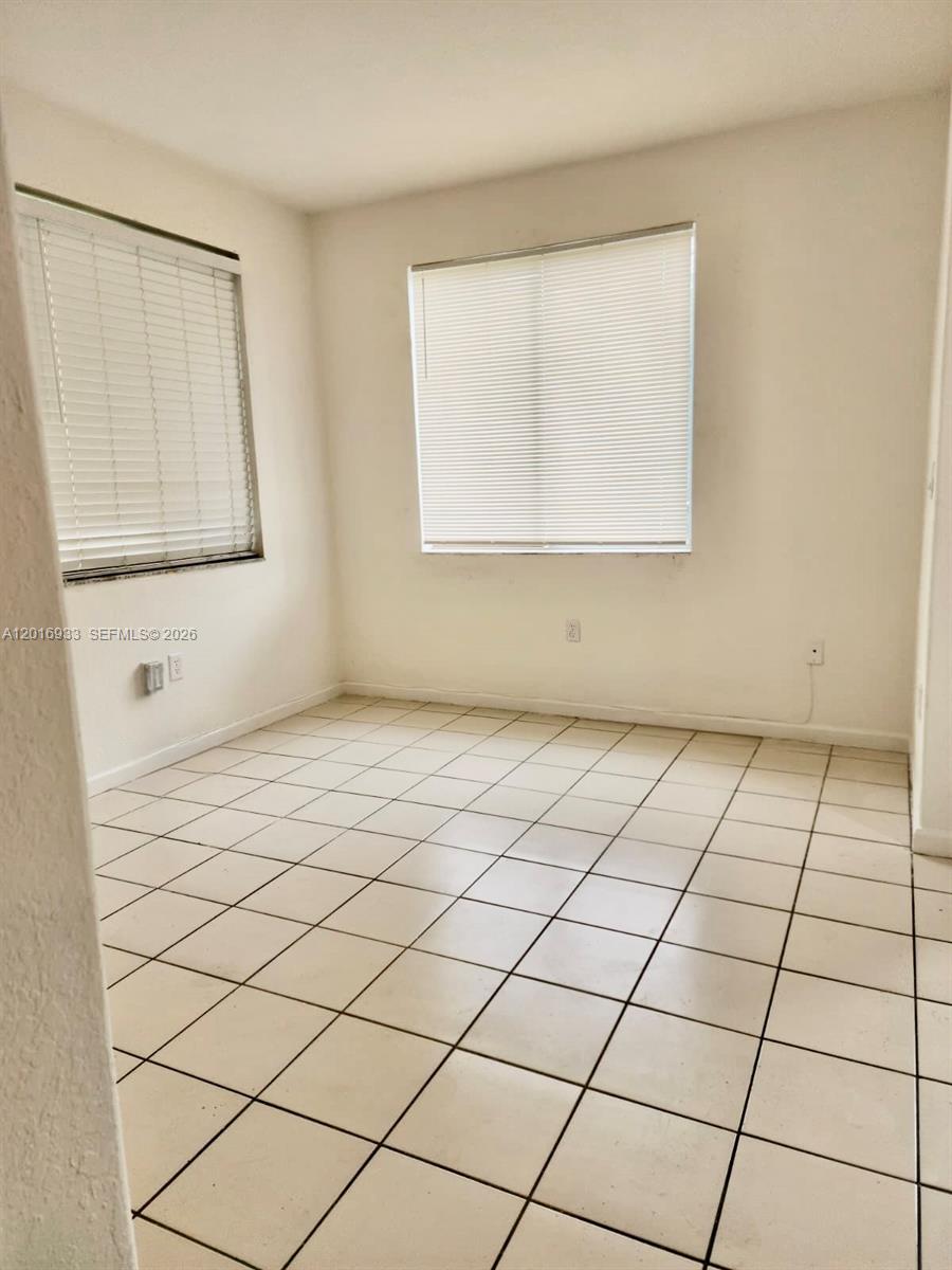 A12016933 Property Photo 9