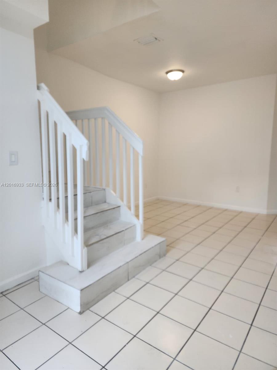 A12016933 Property Photo 10