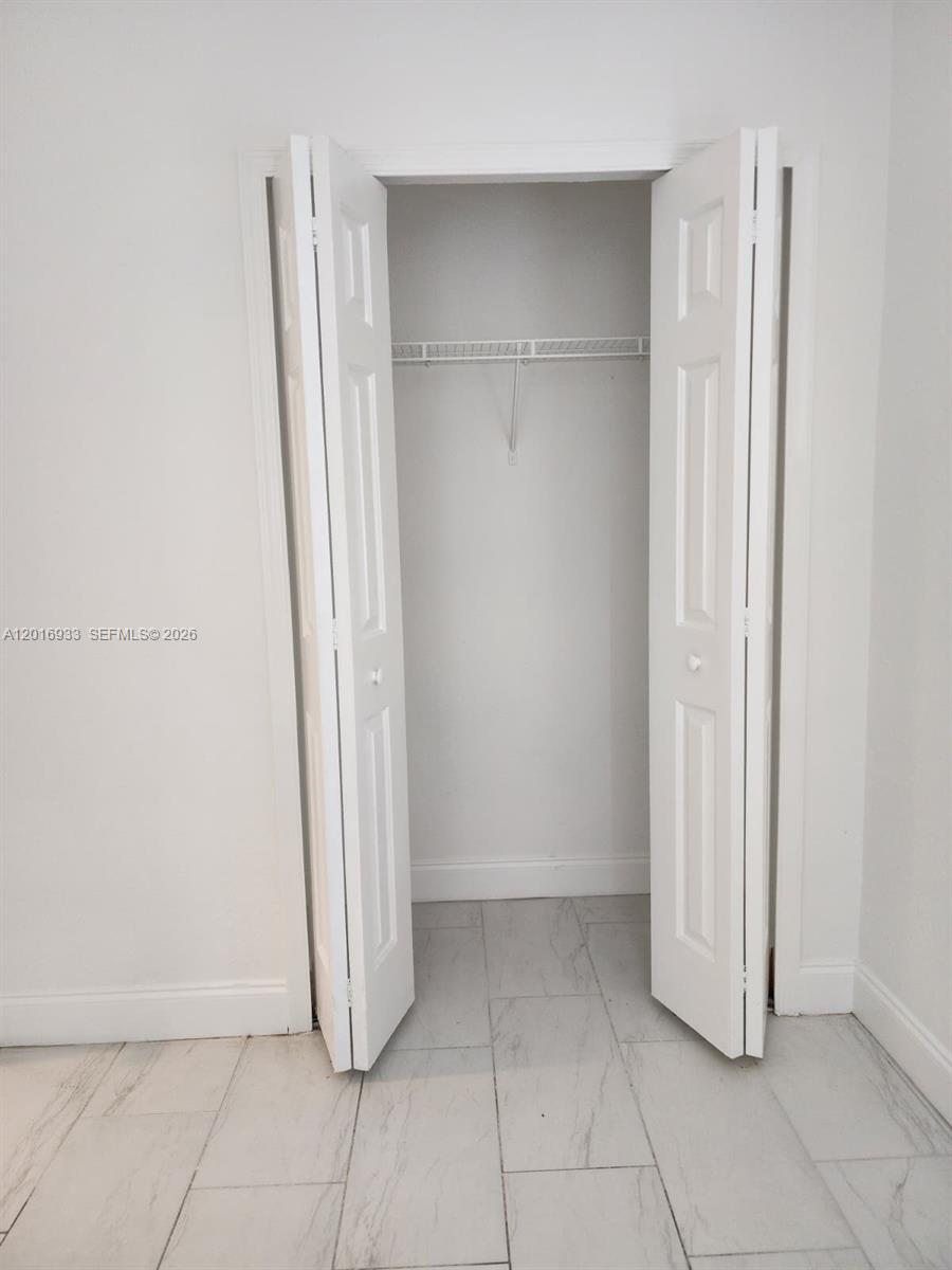 A12016933 Property Photo 19