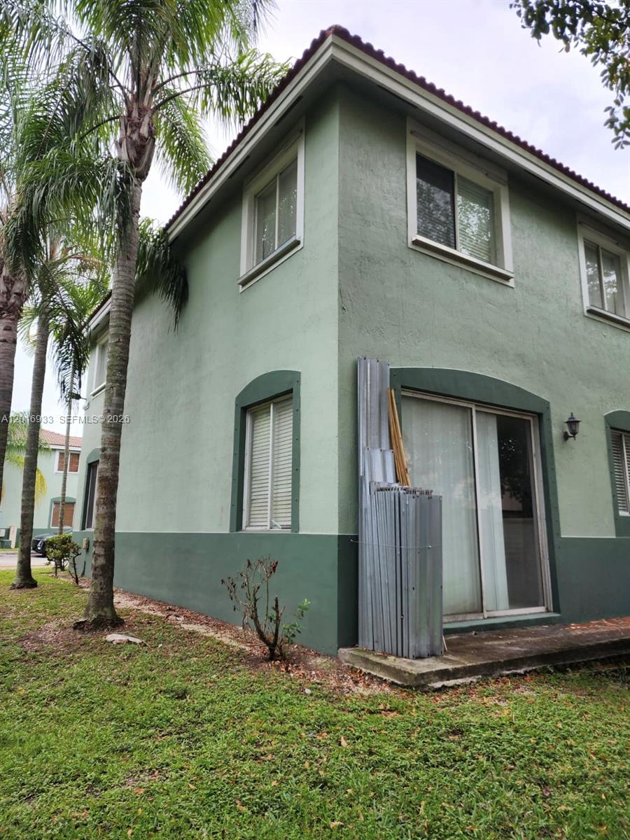 A12016933 Property Photo 30