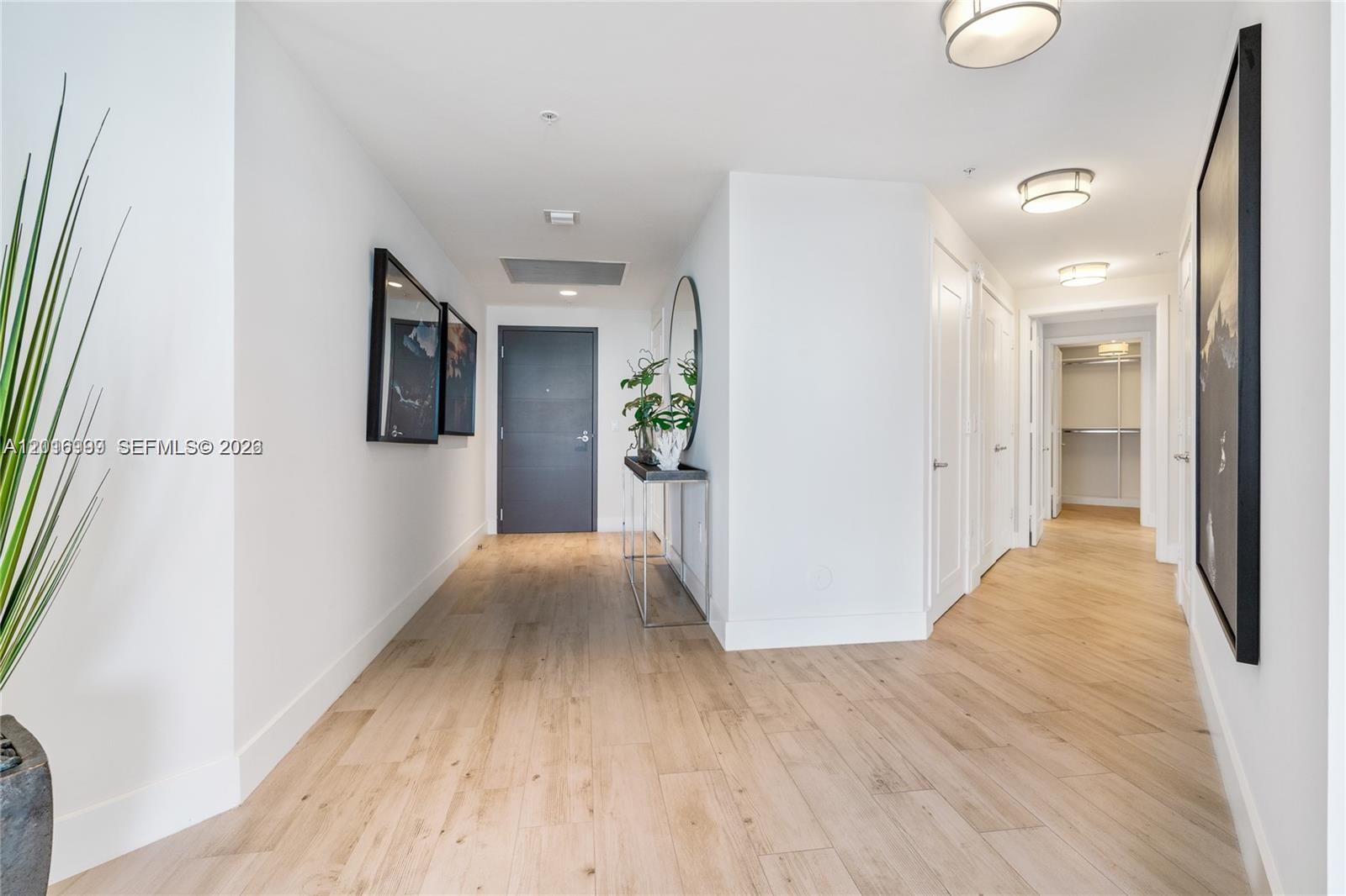 17111 Biscayne Boulevard 209 Property Photo 4
