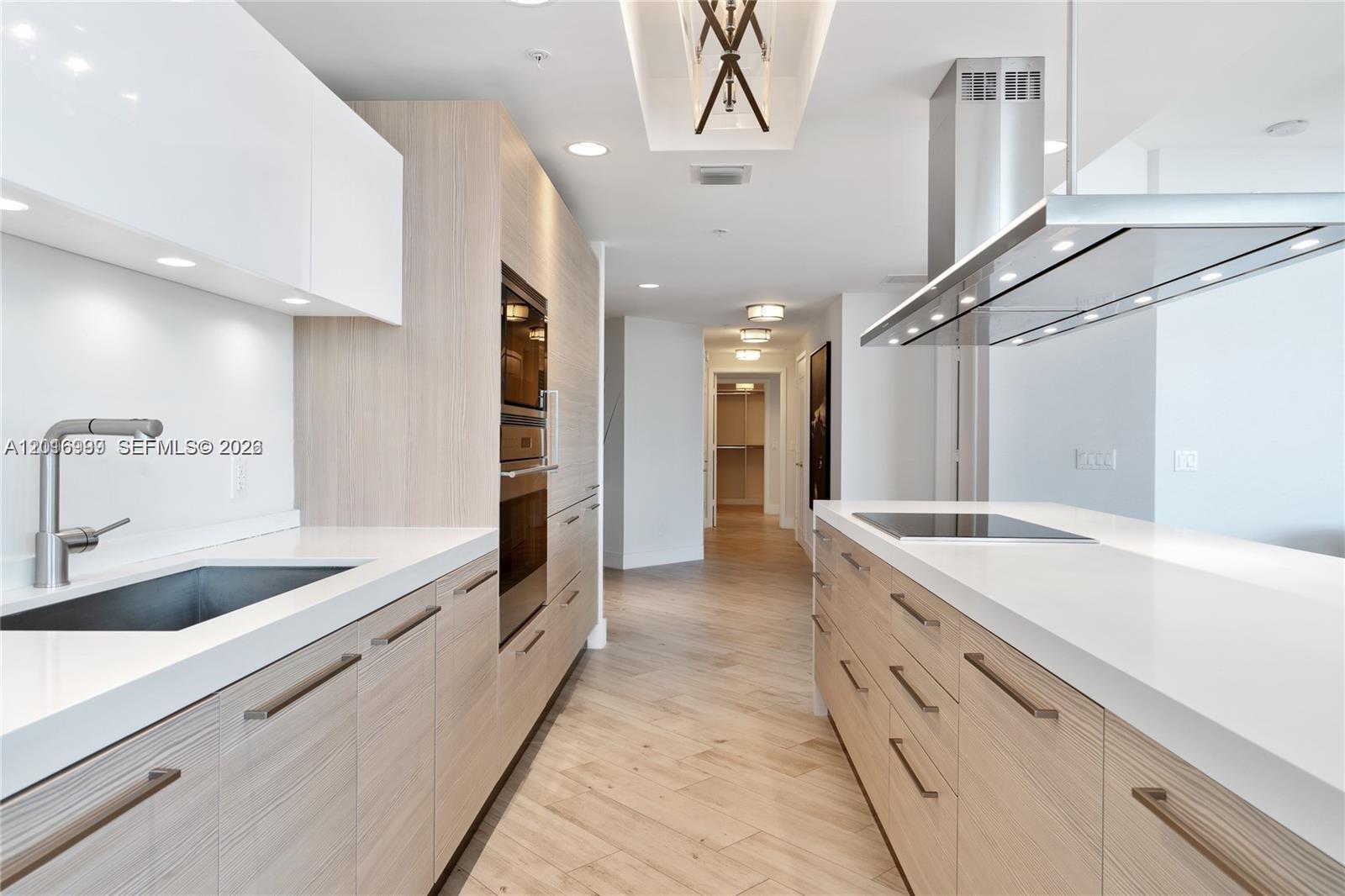 17111 Biscayne Boulevard 209 Property Photo 11