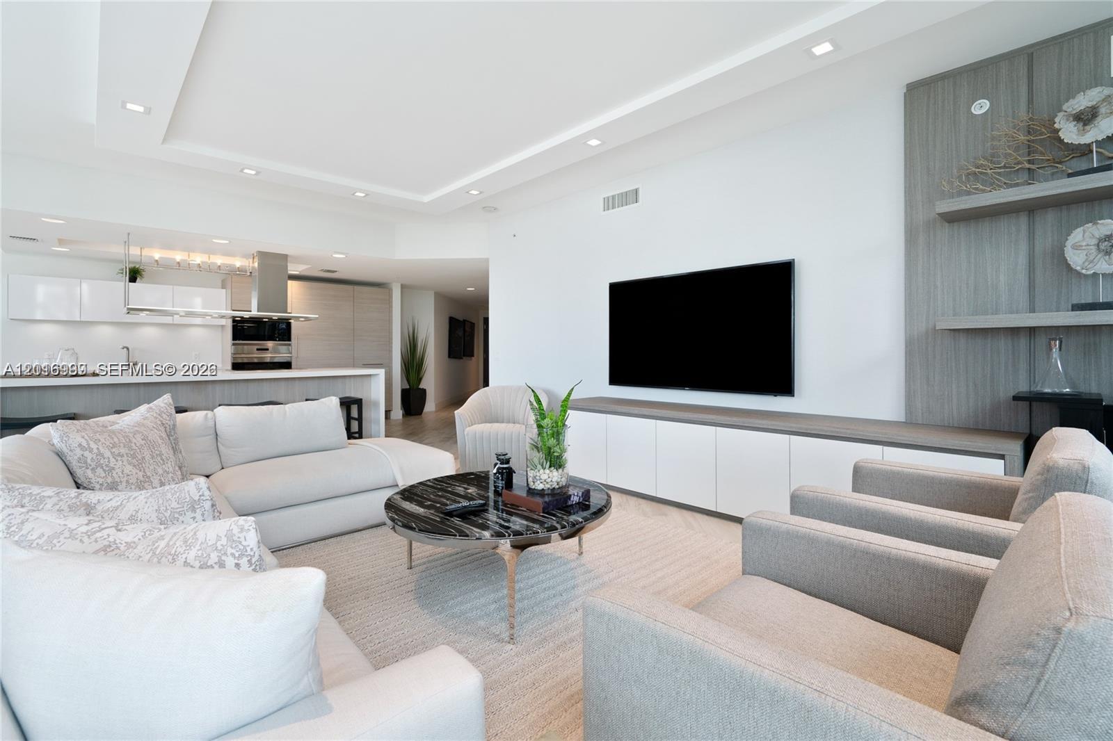 17111 Biscayne Boulevard 209 Property Photo 17