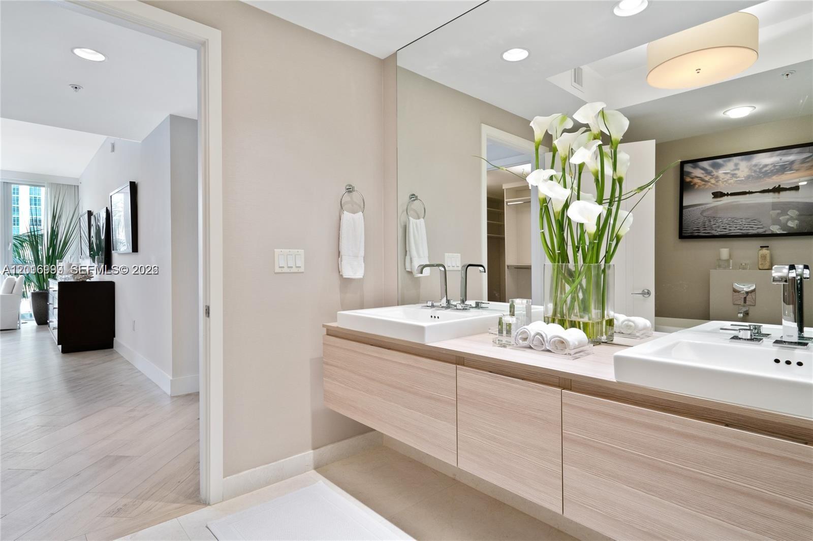 17111 Biscayne Boulevard 209 Property Photo 54