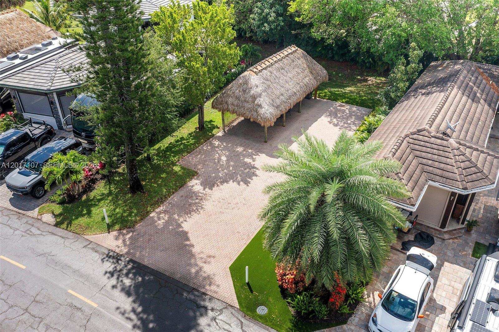 22 S Cortez Drive Property Photo 2
