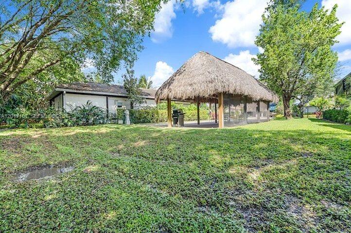 22 S Cortez Drive Property Photo 8