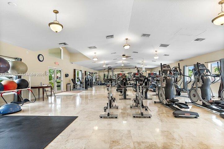 22 S Cortez Drive Property Photo 13