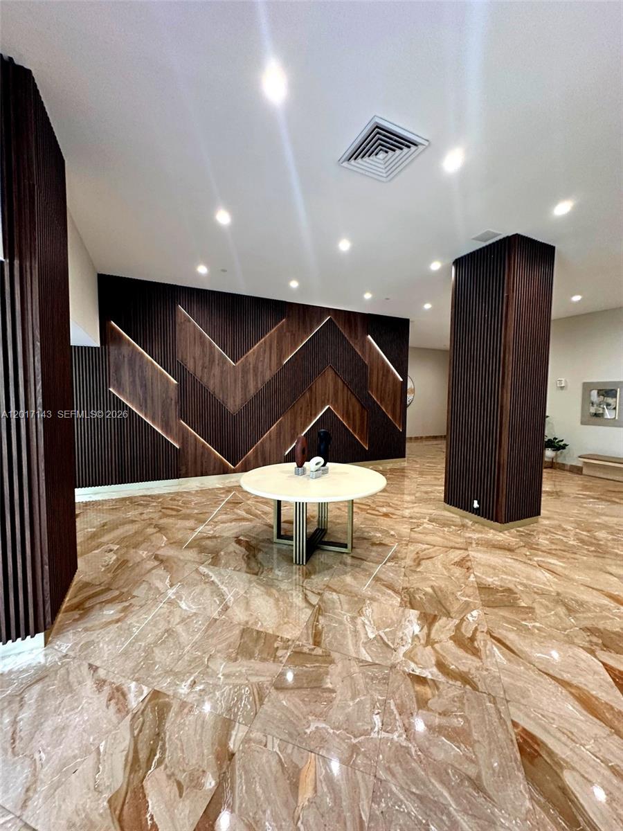 1370 S Ocean Boulevard 902 Property Photo 2