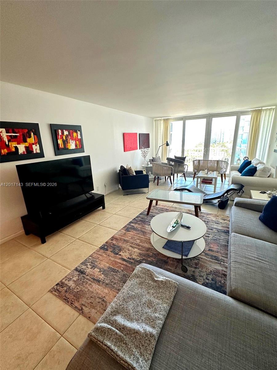 1370 S Ocean Boulevard 902 Property Photo 7