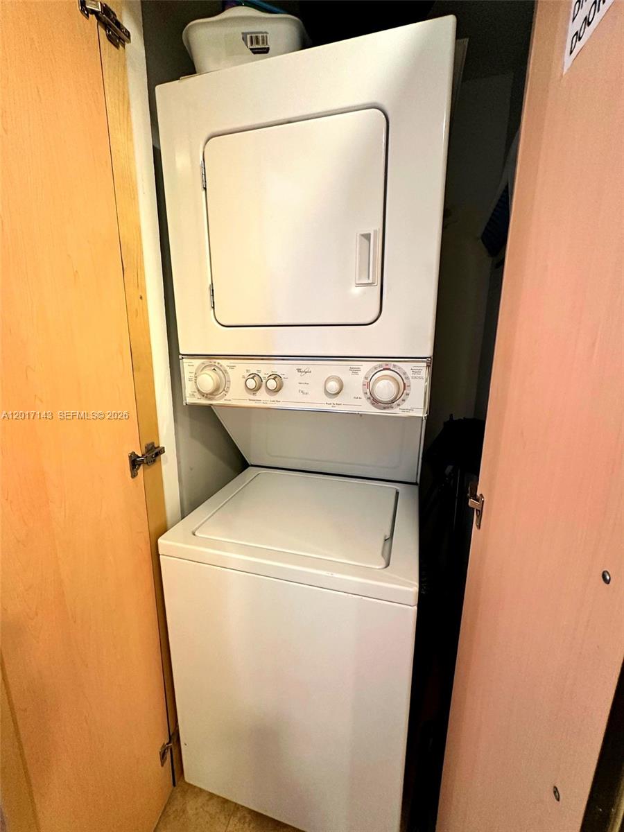 1370 S Ocean Boulevard 902 Property Photo 8
