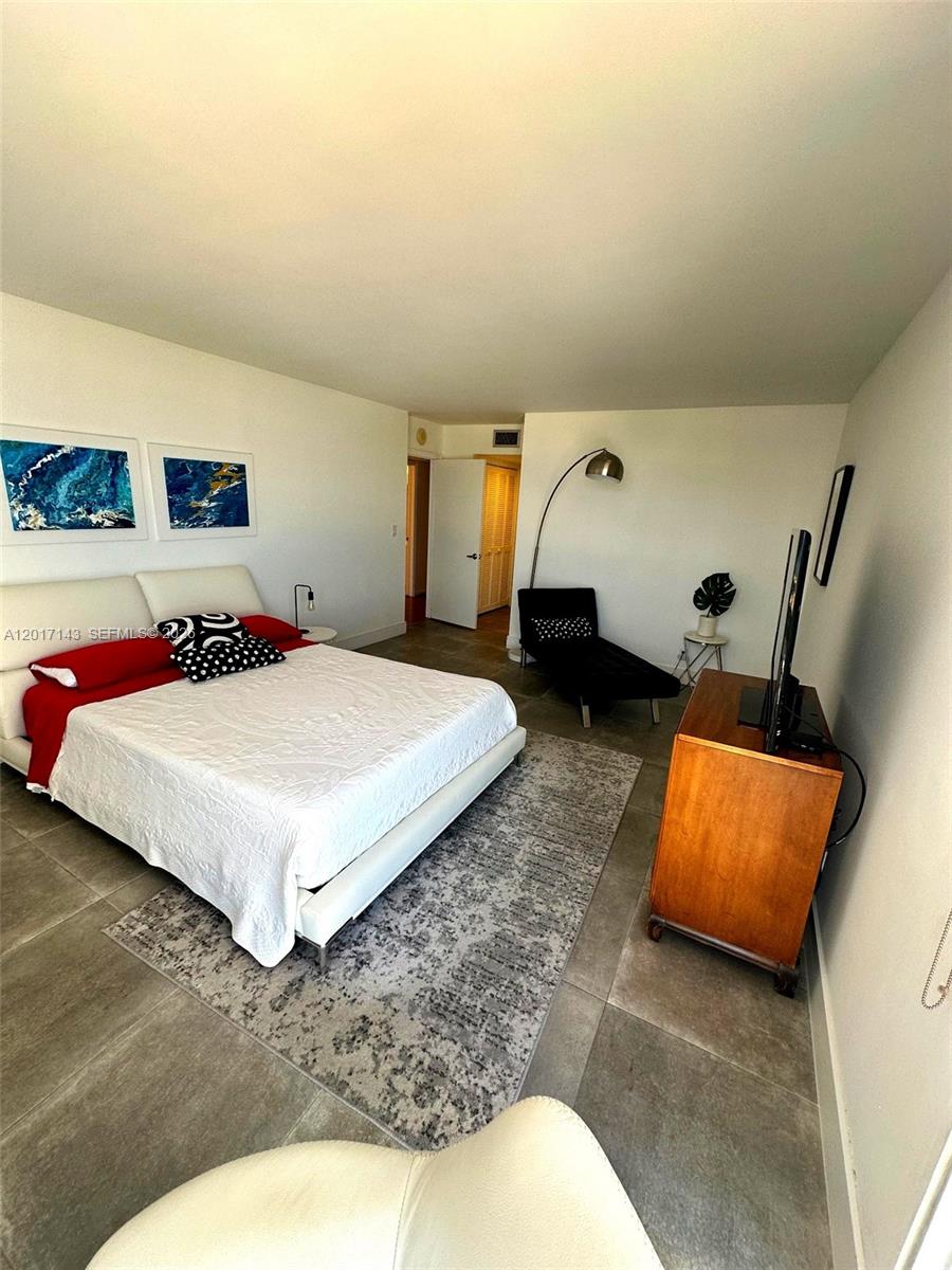 1370 S Ocean Boulevard 902 Property Photo 18