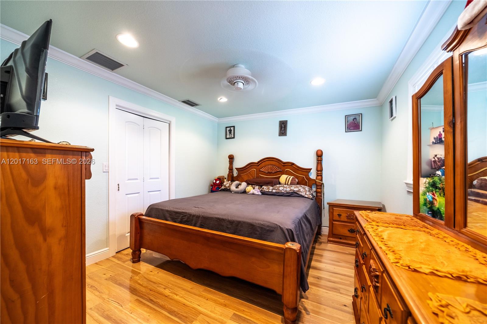 6472 Pierce Street Property Photo 10
