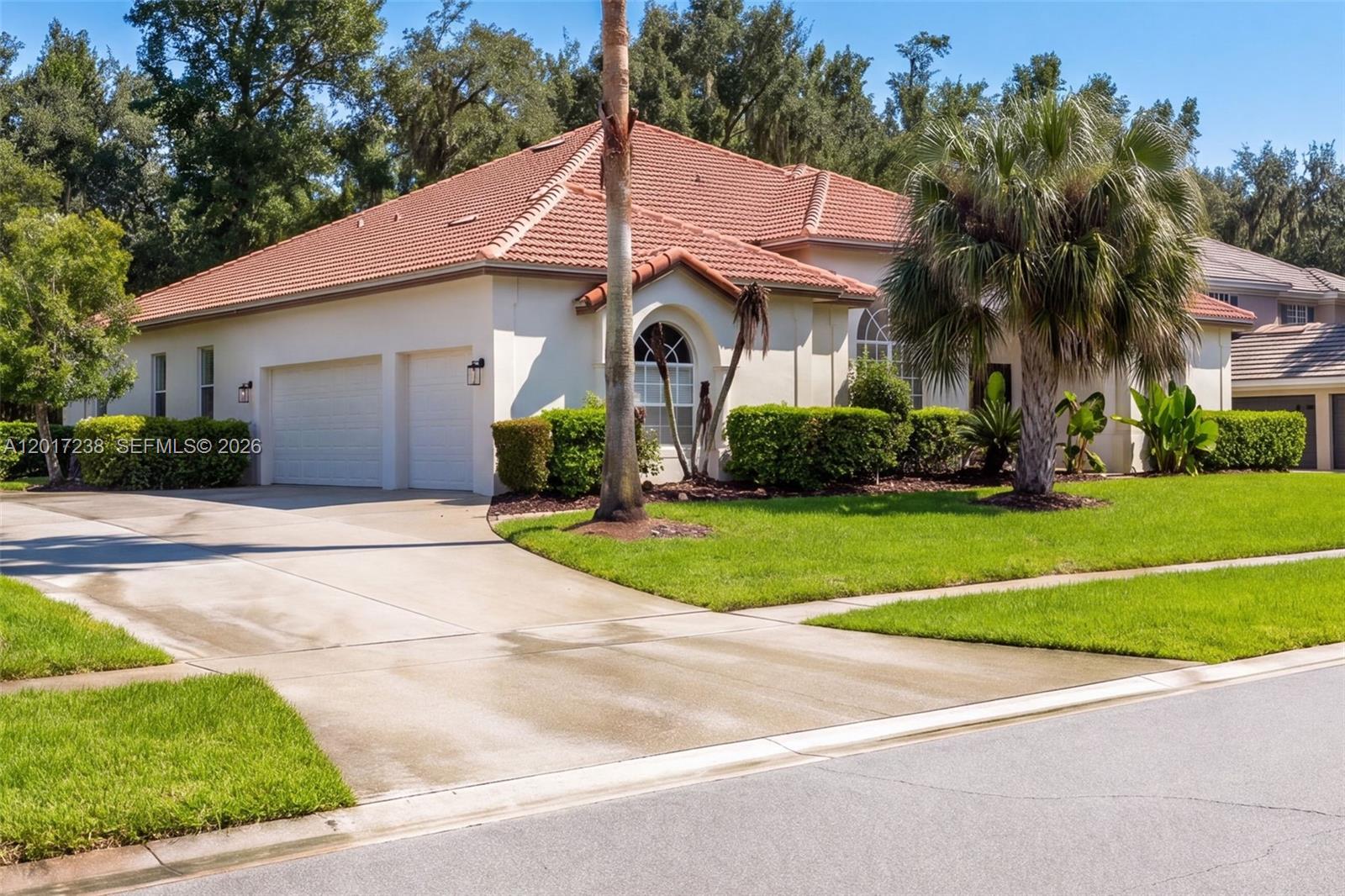 1584 Shadowmoss Circle Property Photo 2