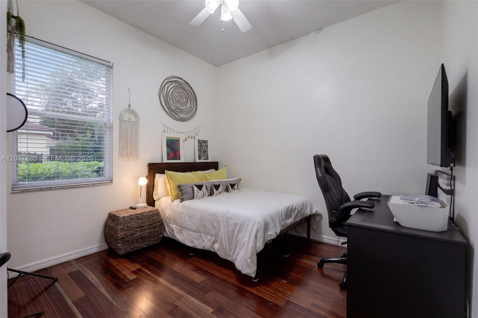 1584 Shadowmoss Circle Property Photo 21