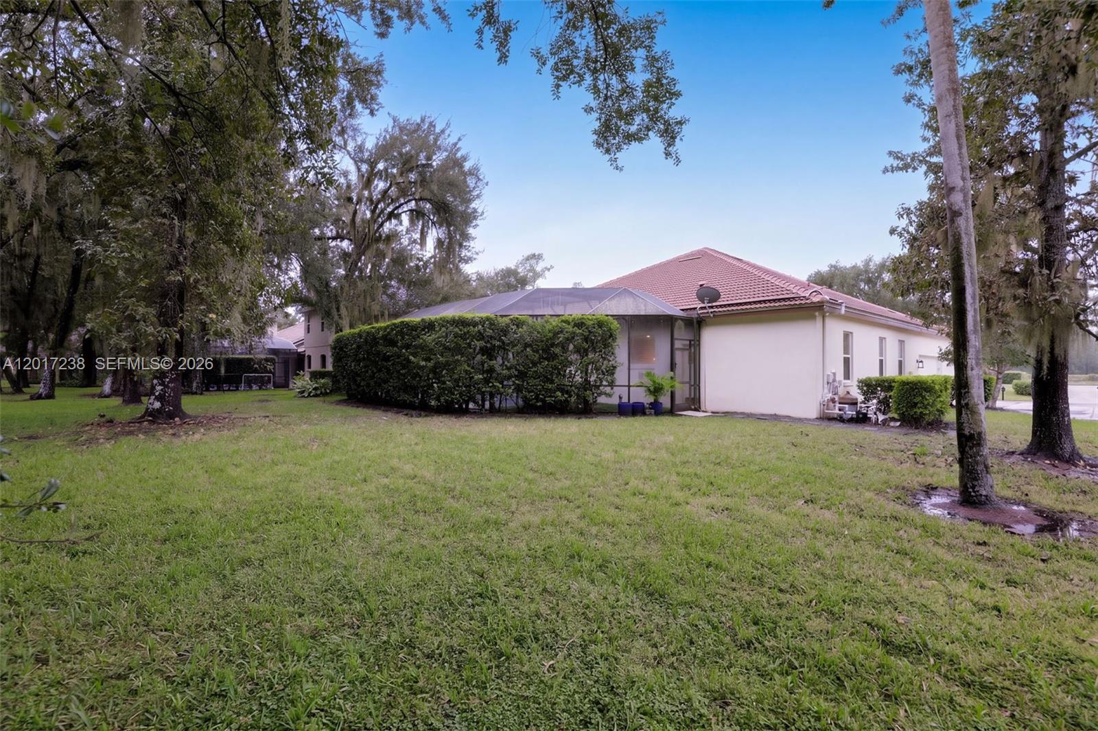 1584 Shadowmoss Circle Property Photo 34