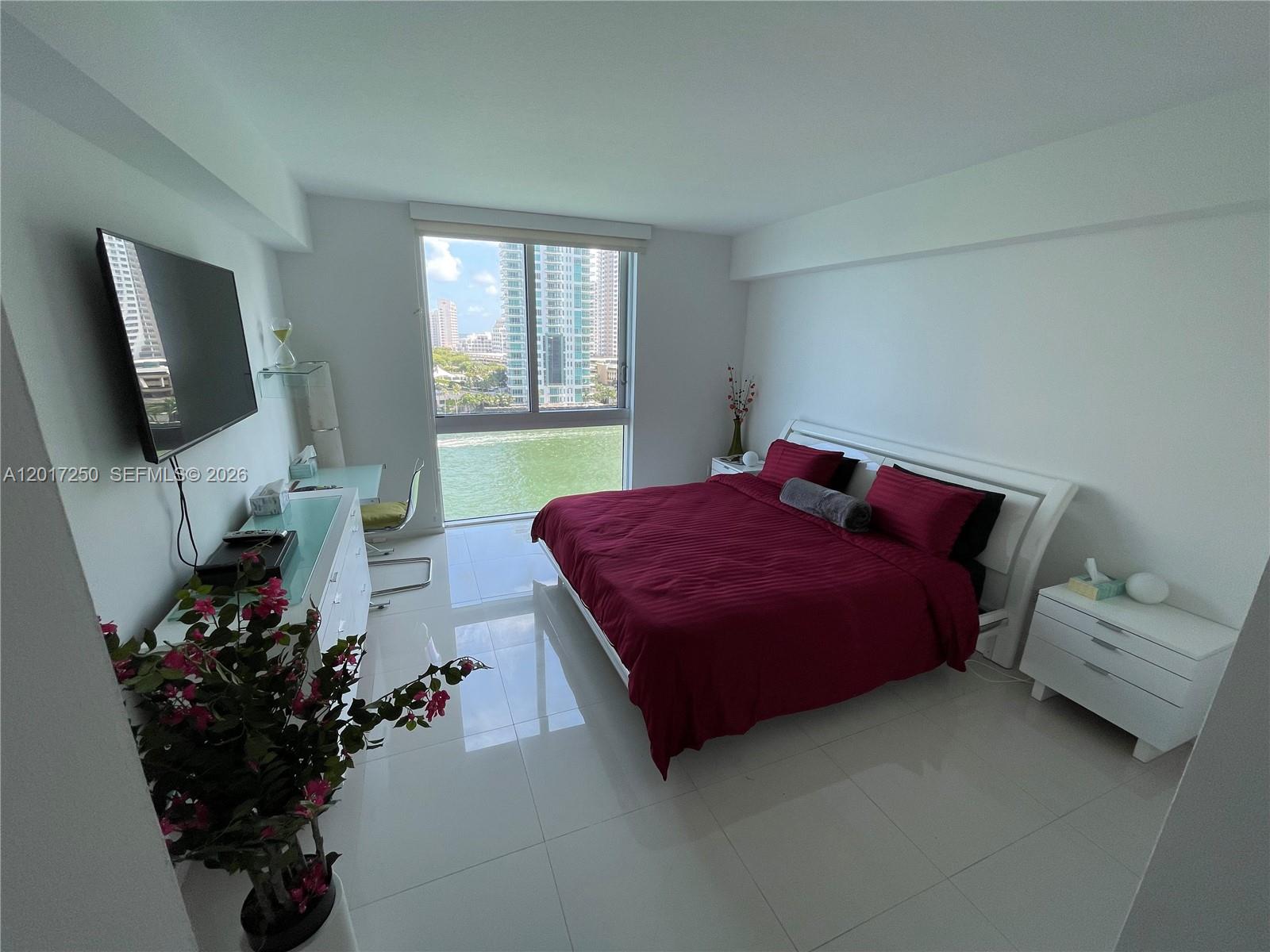 335 S Biscayne Boulevard 1209 Property Photo 8