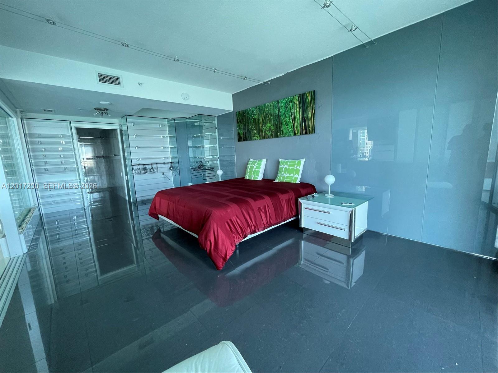 335 S Biscayne Boulevard 1209 Property Photo 18