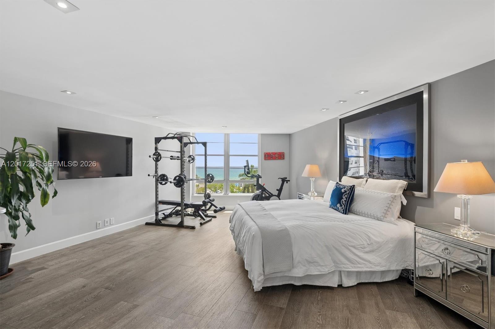 5660 Collins Avenue 6c Property Photo 16