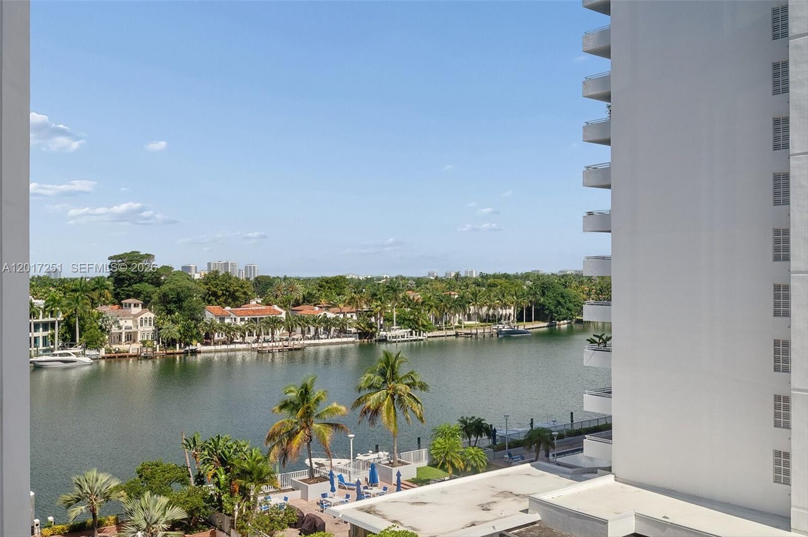 5660 Collins Avenue 6c Property Photo 29