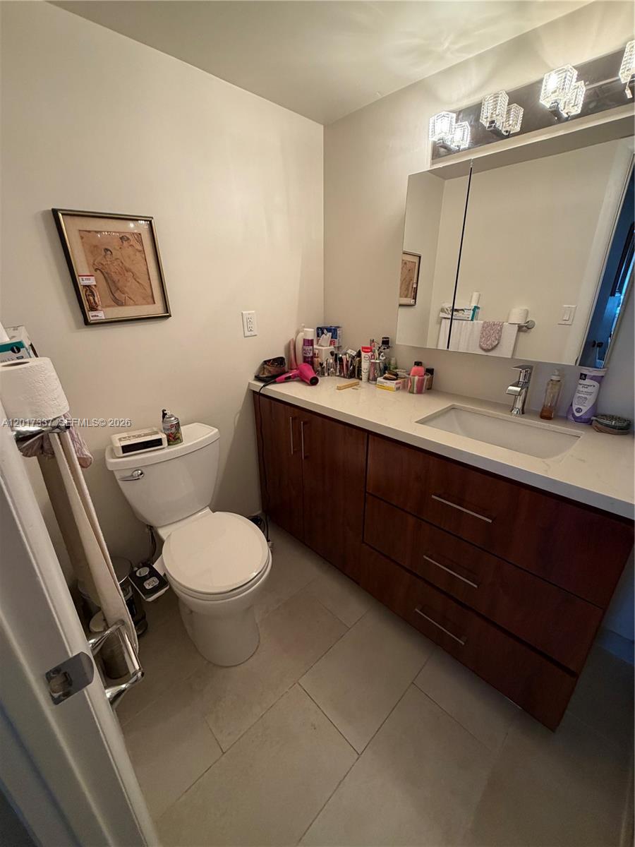 2780 Ne 183rd Street 1007 Property Photo 6