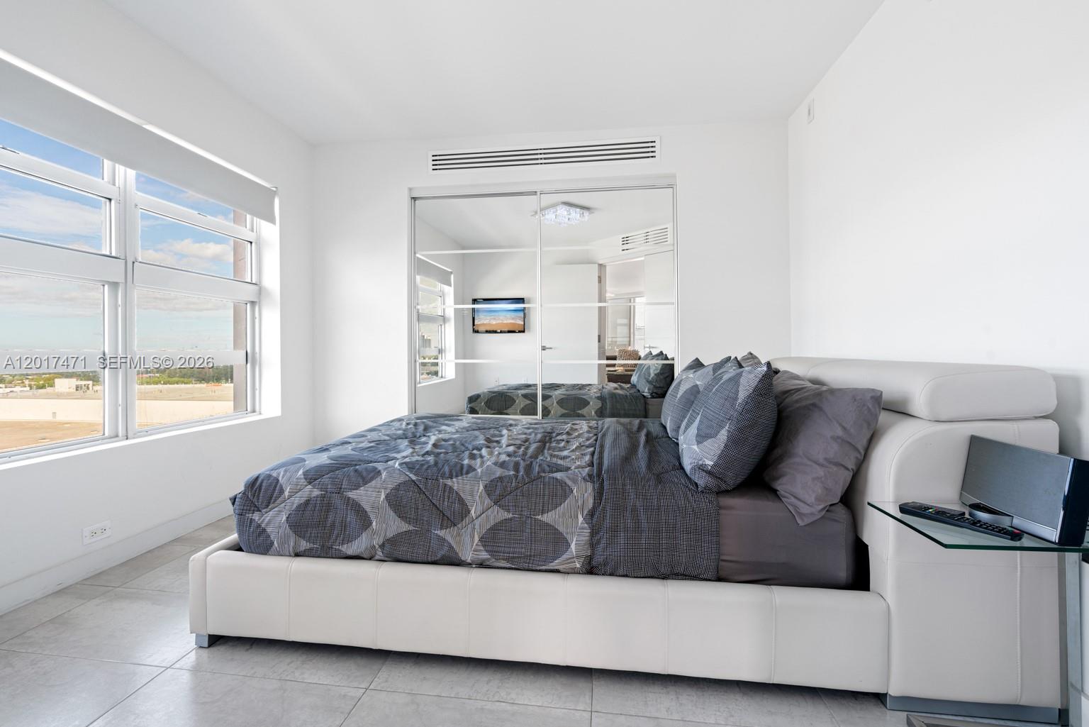 A12017471 Property Photo 8