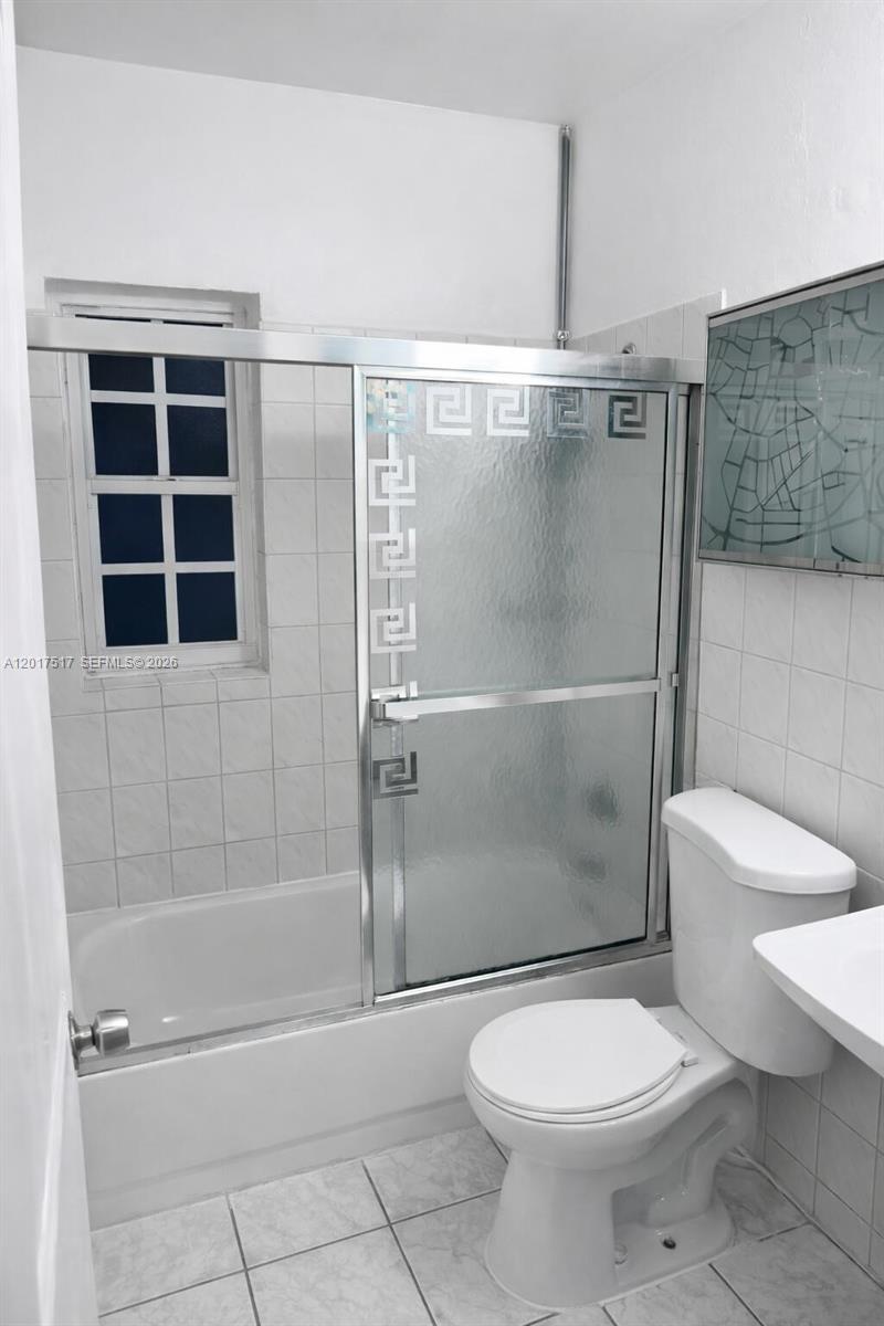 538 E 13th Street Property Photo 6