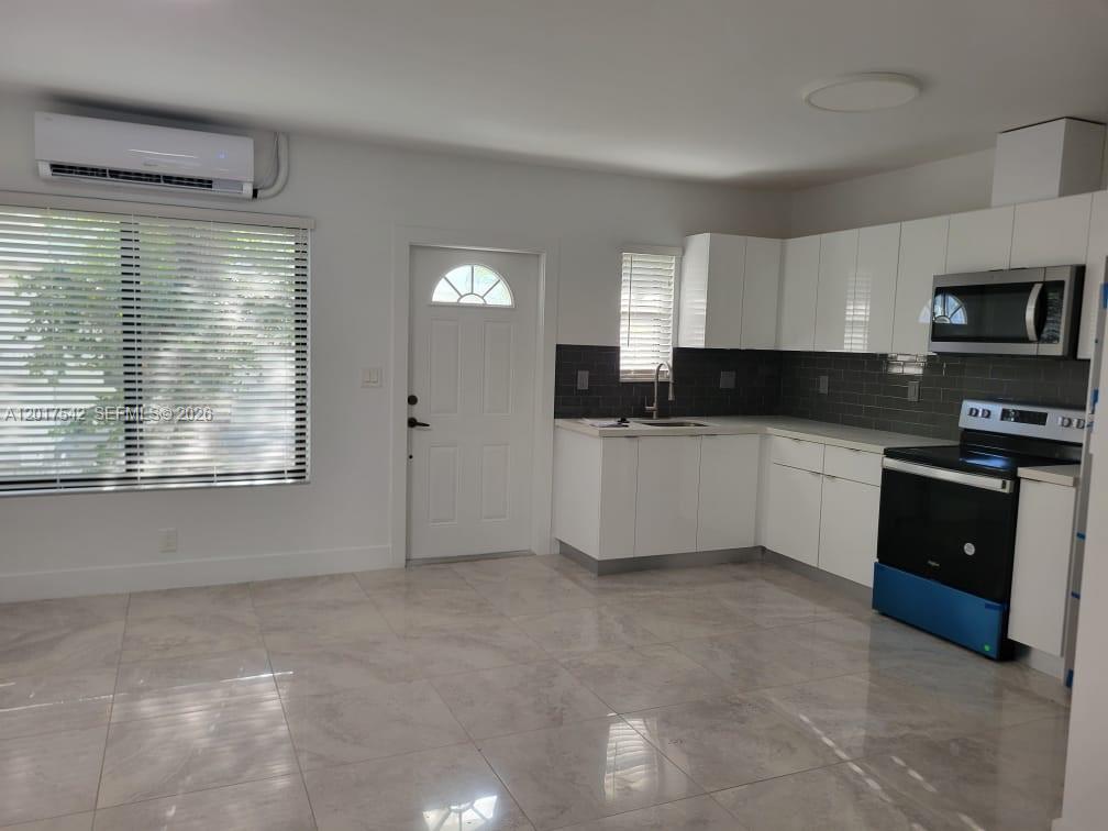 1725 Calais Drive 6 Property Photo 26