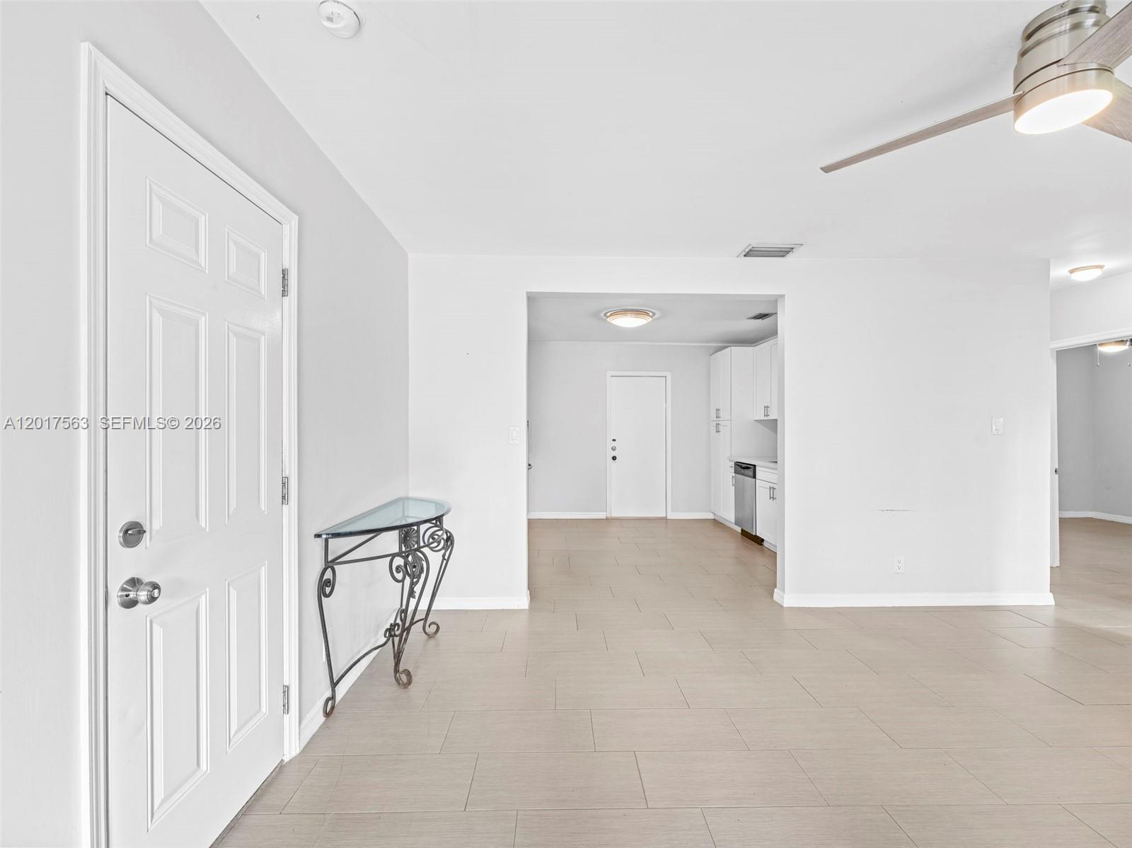 1432 Ne 5th Avenue Property Photo 7
