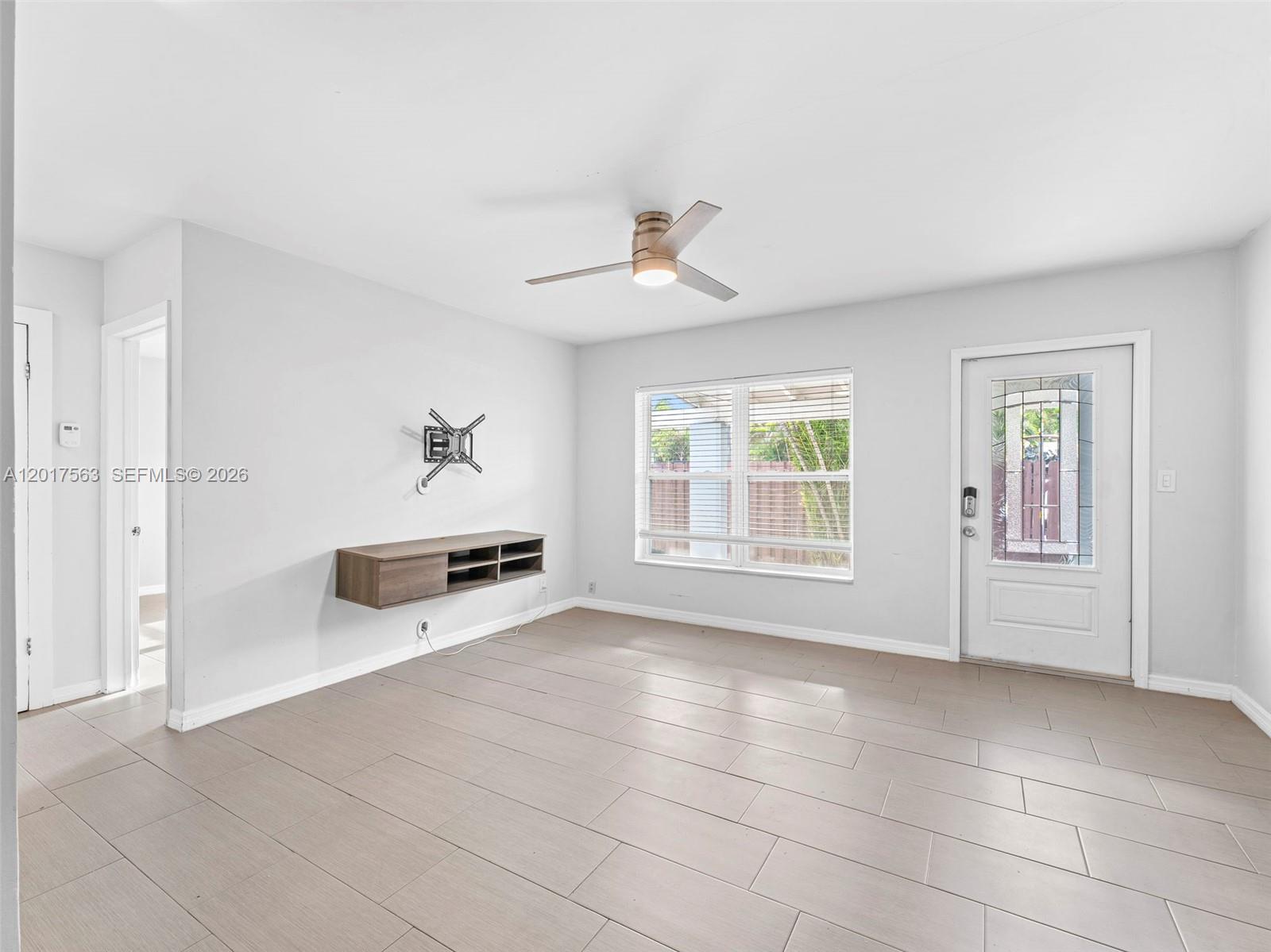 1432 Ne 5th Avenue Property Photo 9