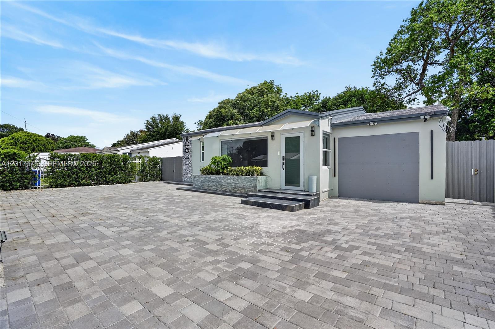 1130 Nw 57th Street Property Photo 4