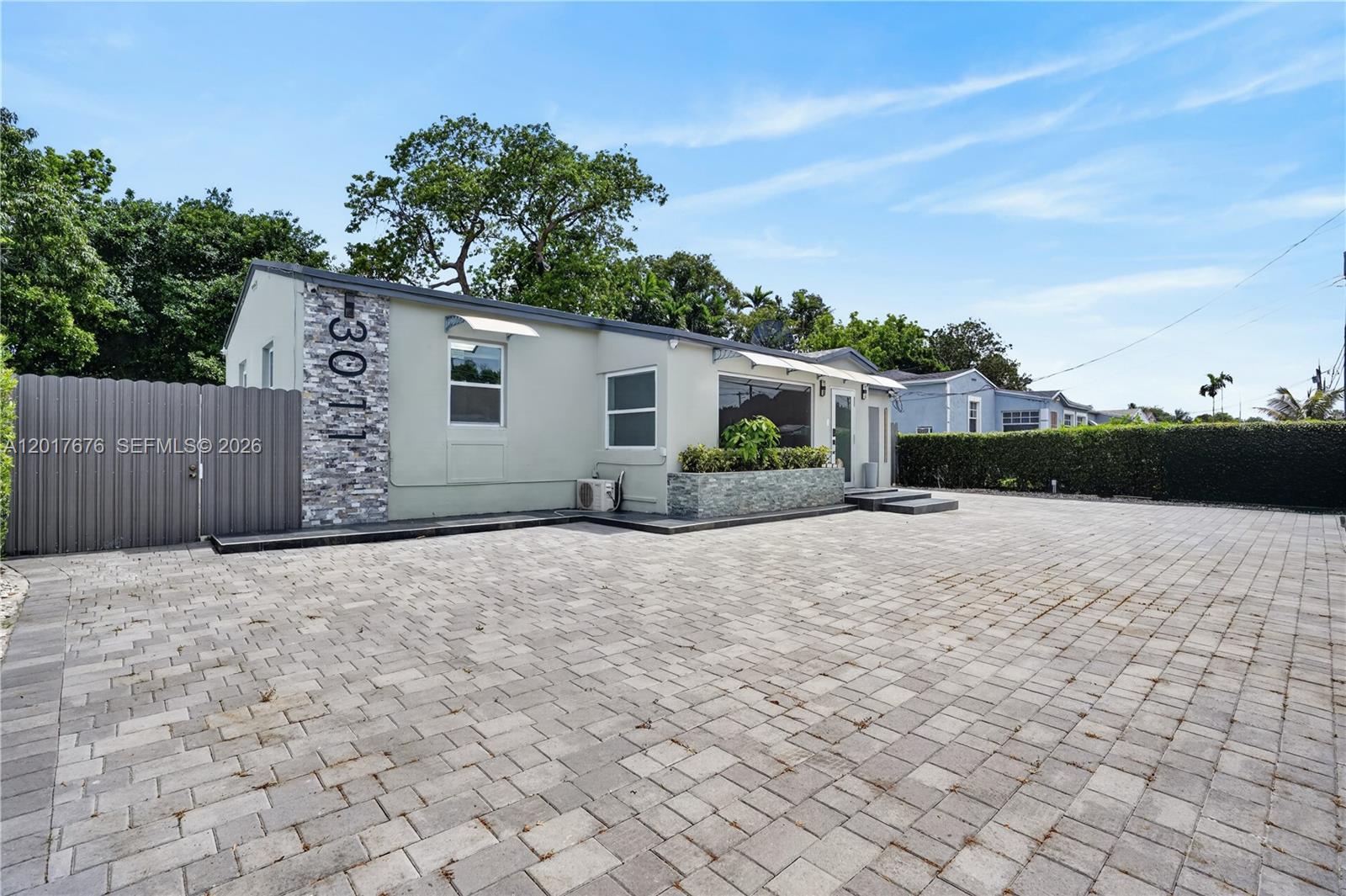 1130 Nw 57th Street Property Photo 5
