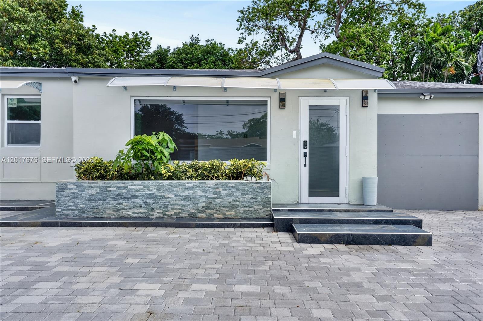 1130 Nw 57th Street Property Photo 6