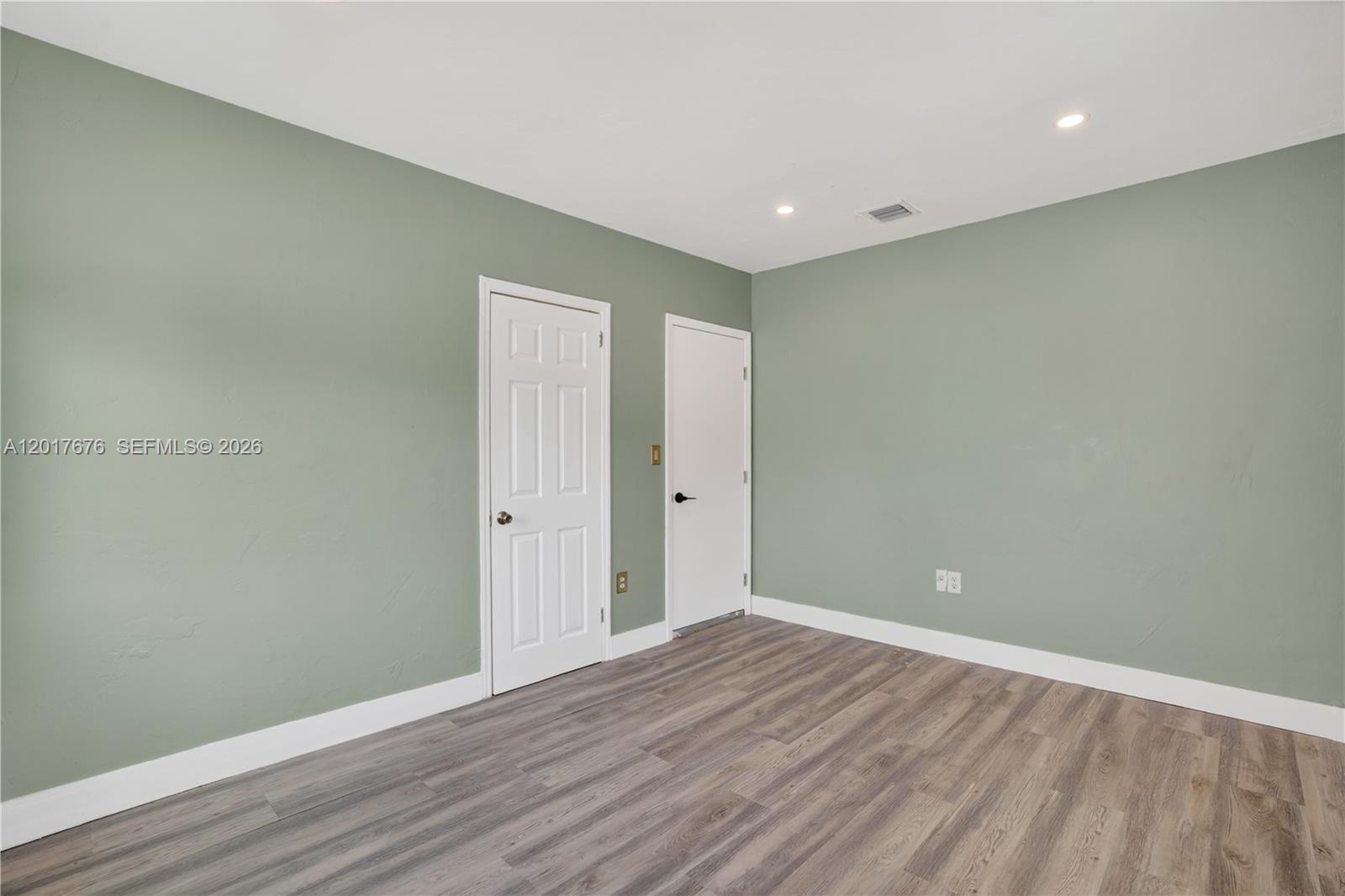 1130 Nw 57th Street Property Photo 28
