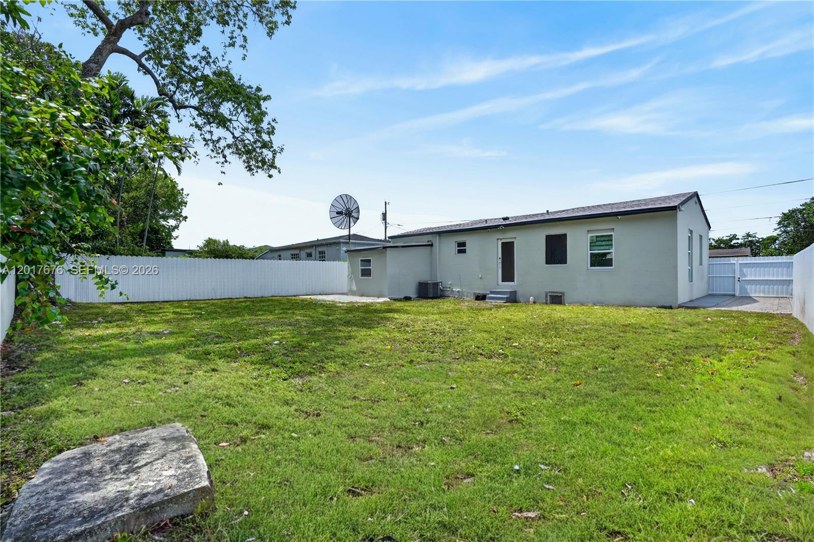 1130 Nw 57th Street Property Photo 43