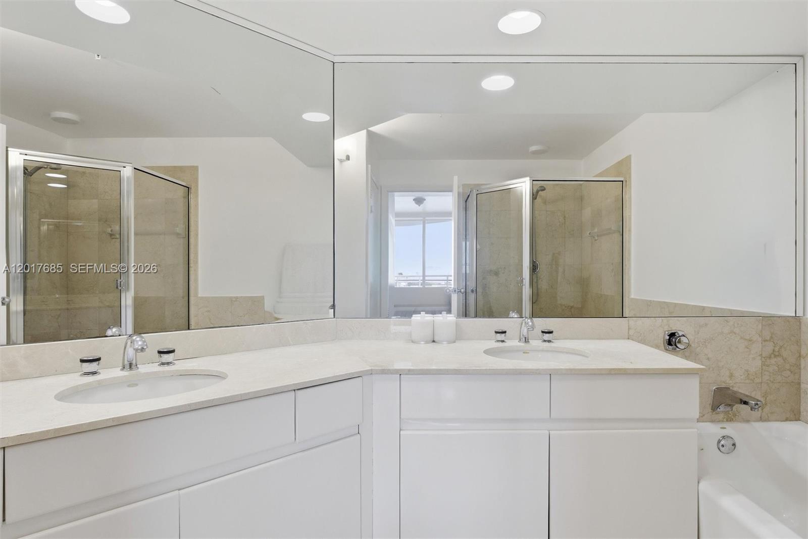 888 Brickell Key Drive 2010 Property Photo 15