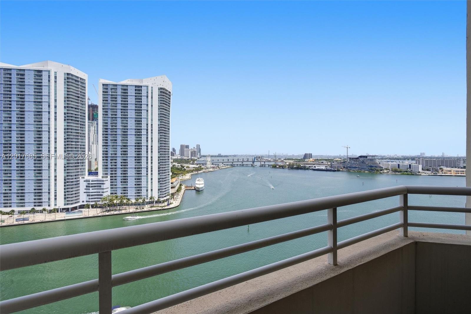 888 Brickell Key Drive 2010 Property Photo 21