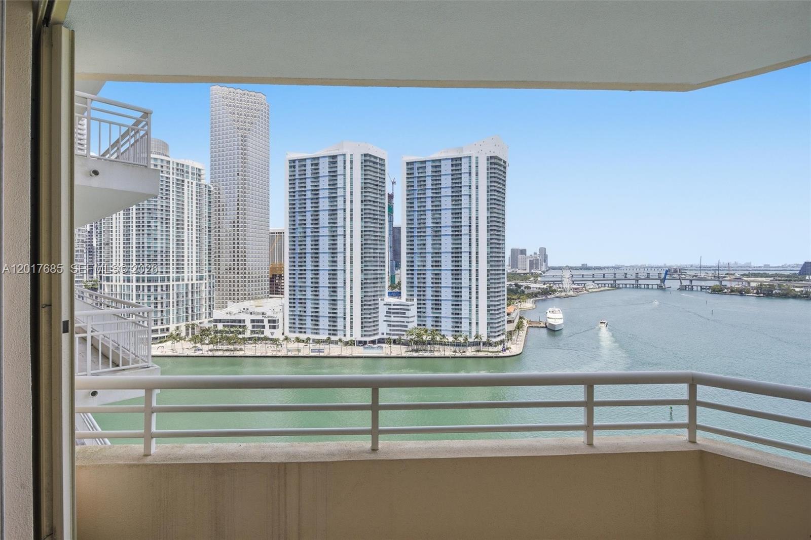 888 Brickell Key Drive 2010 Property Photo 24