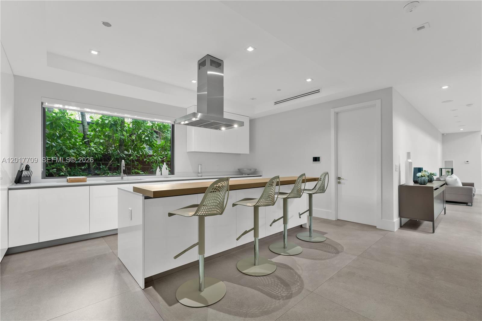 10 Samana Drive Property Photo 10